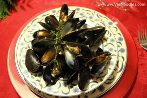 Atlantic Mussels with White Wine & Blue Cheese Sauce